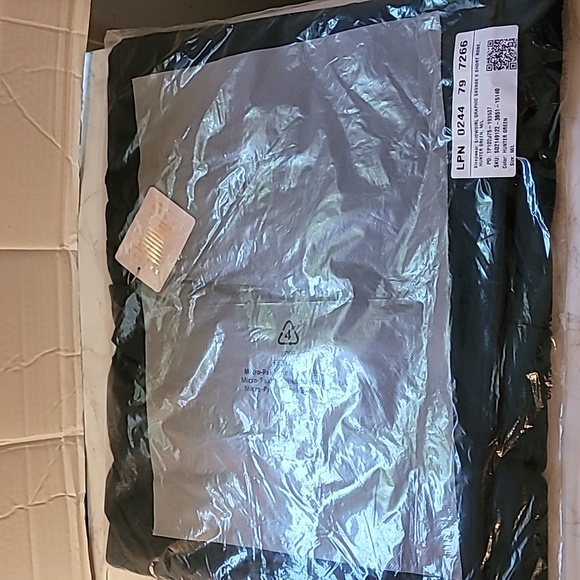 ❤️🔥❤️🔥SAVAGE X FENTY FOREVER SAVAGE SHOWGIRL SHORT ROBE- HUNTER GREEN M/L - Picture 5 of 7